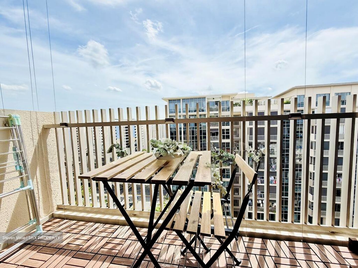 The Vales (D19), Condominium #502171271